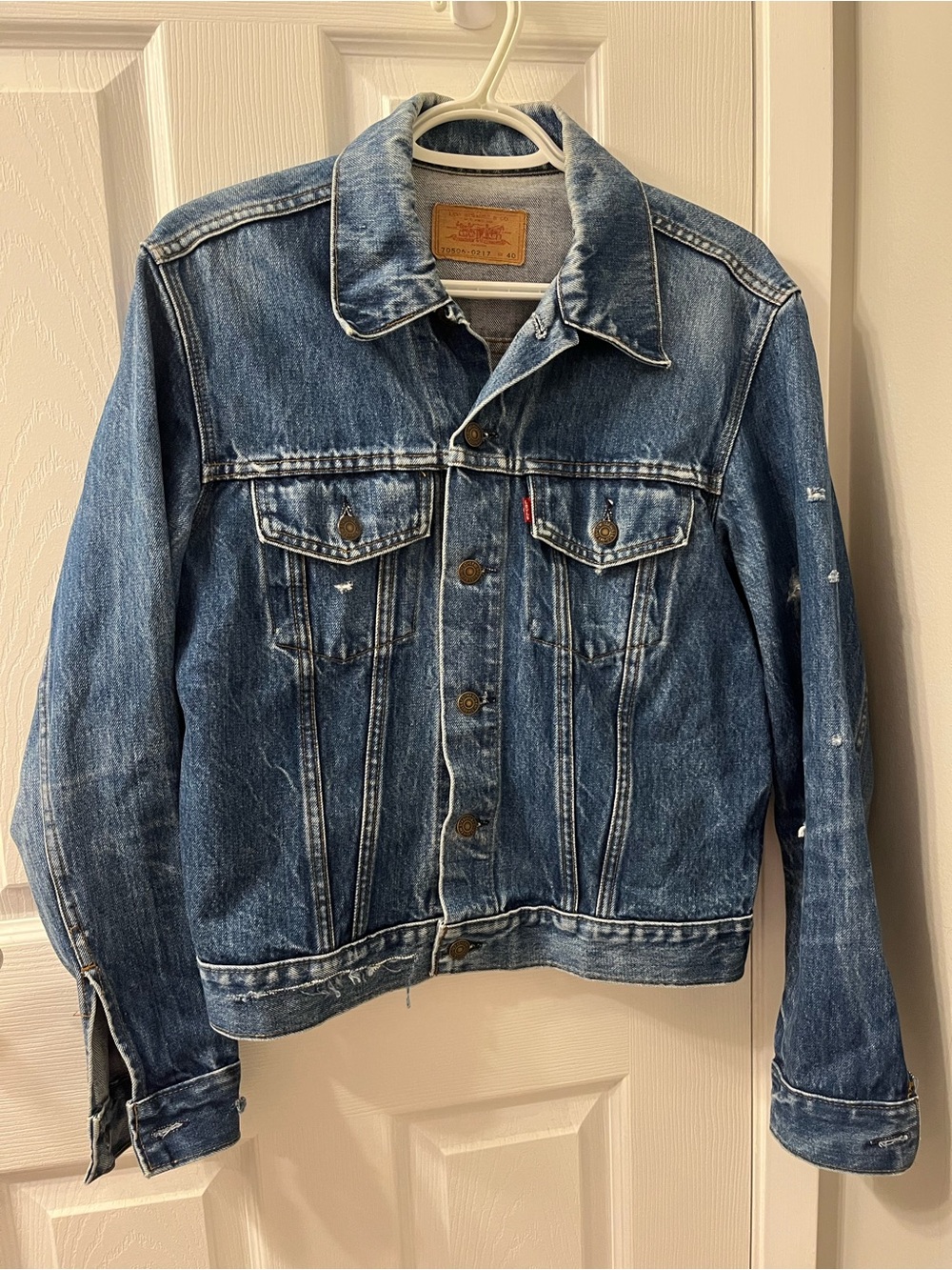 Vintage 80s Levi’s 70506-0217 Denim Trucker Jacket USA Size 40